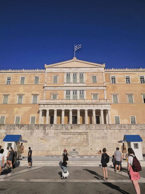 希腊宪法广场旅游
