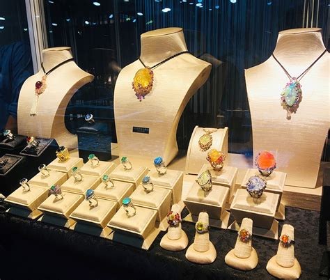 广东珠宝饰品交易市场