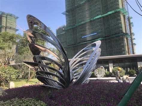 广东省公园不锈钢雕塑