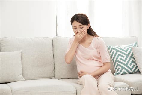 怀孕早期嗓子不舒服会导致孕吐吗