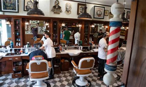 意大利有城市禁止理发店洗两遍头
