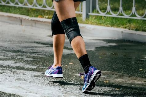 戴护膝运动的好处与危害