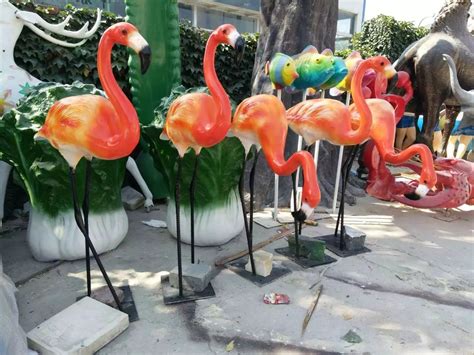 扬州火烈鸟玻璃钢雕塑定做