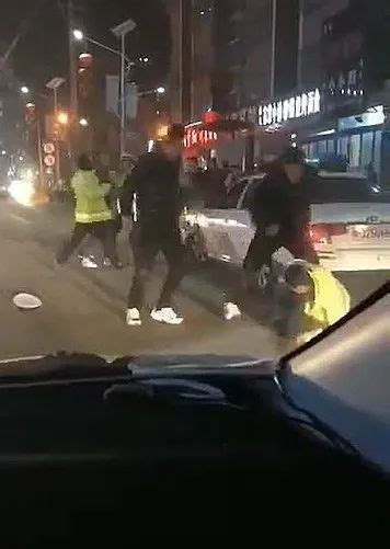 抗议过程中殴打民警被判刑的视频