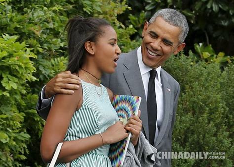 拜登女儿和奥巴马女儿照片