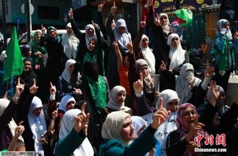 支持哈马斯的女演员遣返加沙