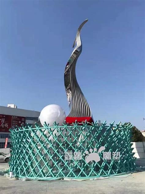 新疆新型不锈钢雕塑定制