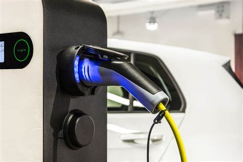 新能源汽车开什么模式省电