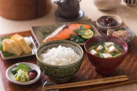 日本人一餐吃什么食物