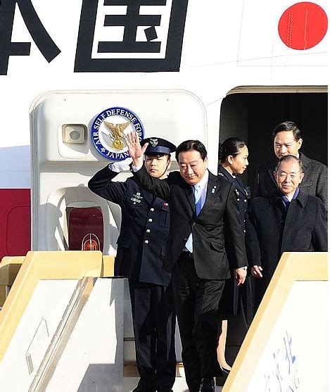 日本首相访俄机场