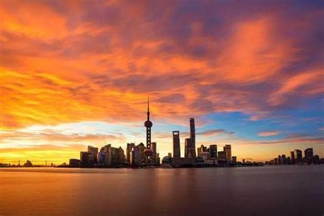 最佳时间看上海日出