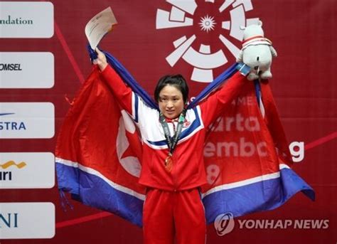 朝鲜亚运会接受中国采访