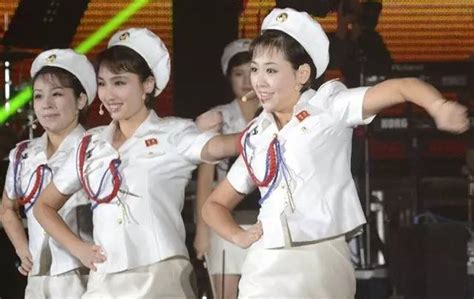 朝鲜女子天团照片