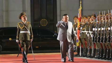 朝鲜75周年庆祝大会中文
