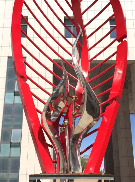 武威广场玻璃钢雕塑厂家