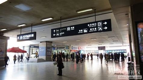 武昌火车站在哪儿买地铁票