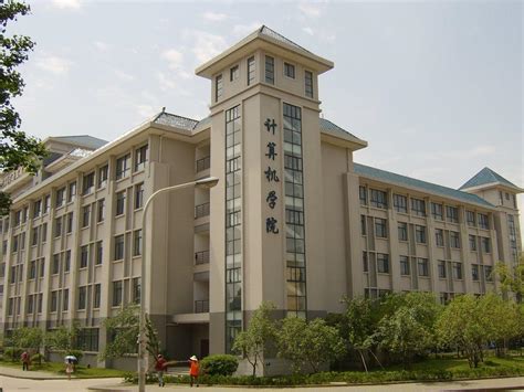 武汉大学医学职业技术学院停止招生