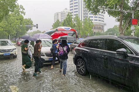 武汉旅游暴雨预警