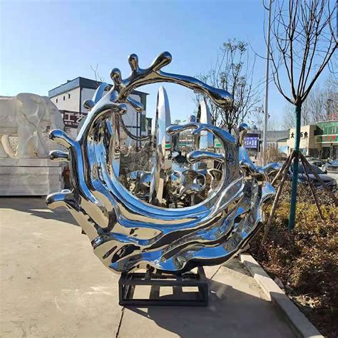 武汉镜面不锈钢雕塑公司