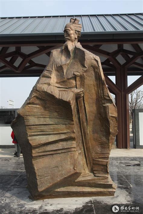 江苏名人雕塑设计照片