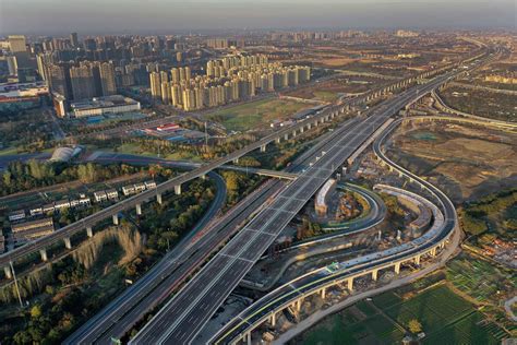 沪杭高速公路何时开通