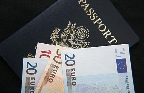 法国旅游签证可以带多少钱