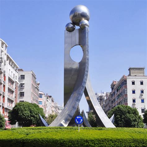 淄博不锈钢主题雕塑