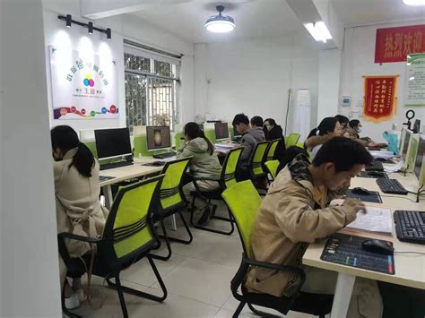 深圳坪山区零基础电脑速成培训班