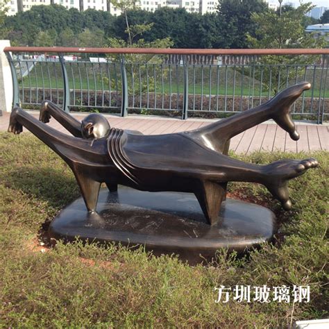 深圳小区玻璃钢雕塑一般多少钱
