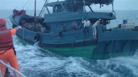 渔民撞击2人死亡