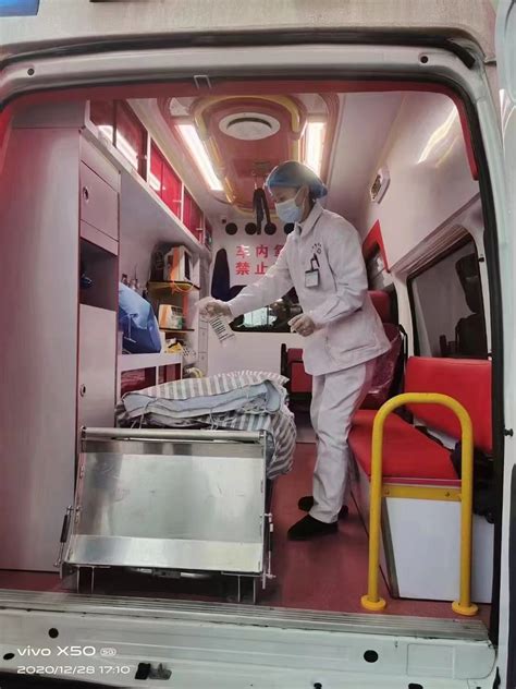 湖南救护车送病人转院
