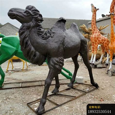 滁州玻璃钢动物雕塑多少钱