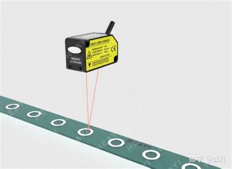 激光位移传感器测厚度怎么安装