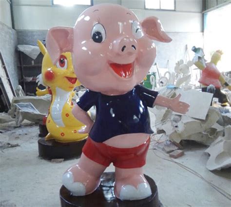 猪玻璃钢雕塑
