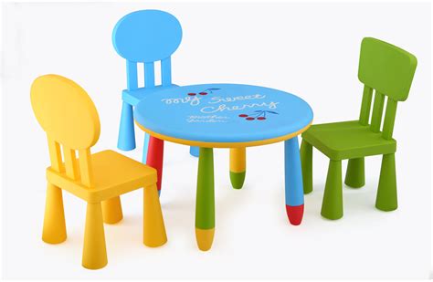 玩具沙发和桌椅板凳