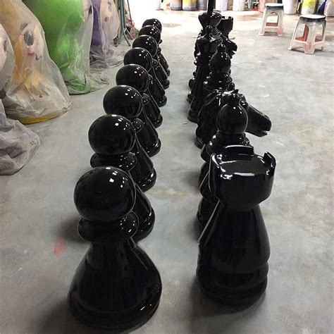 玻璃钢国际象棋雕塑