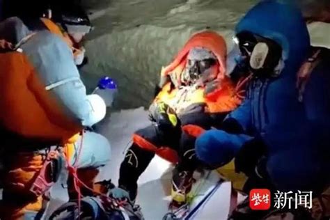 珠峰被救女子为何团队放弃救援