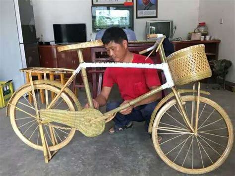 用竹子制造山地自行车视频