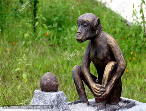申猴雕塑挂件