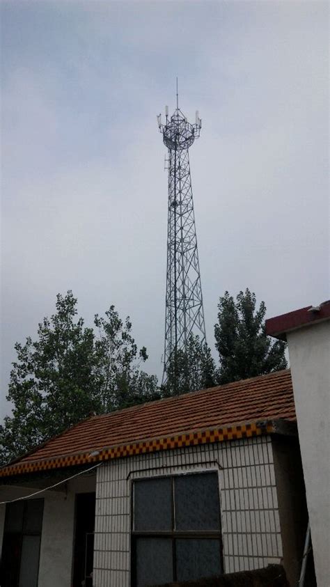 移动信号塔建在居民区50米合法吗