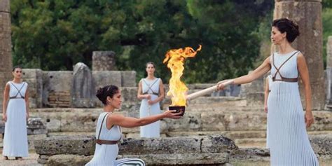 第一届雅典奥运会圣火点燃仪式