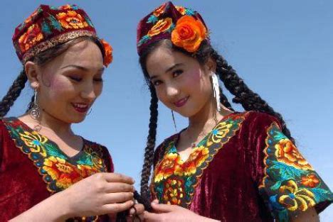 维吾尔人的祖先是汉人