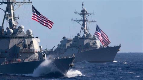 美军舰擅闯中国西沙领海现场视频