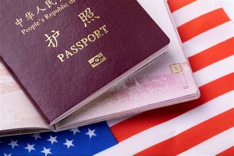 美国签证包裹是透明的