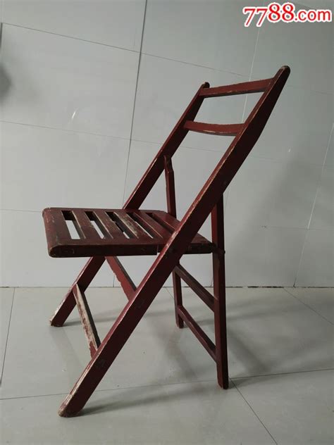 老式折叠椅怎么收起来