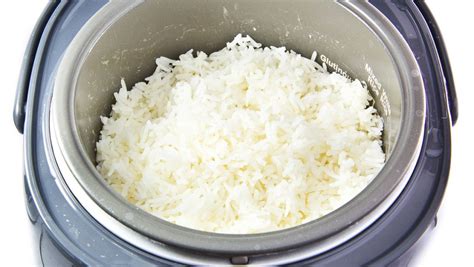 老式电饭锅蒸米饭水米比例