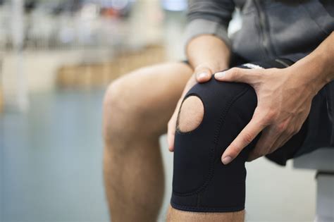 膝盖损伤能戴护膝吗