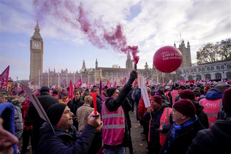 英国罢工照片