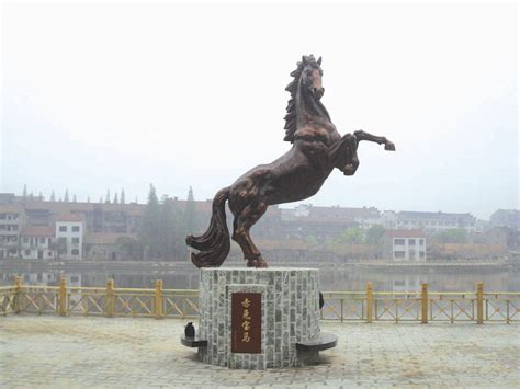 荆州动物雕塑