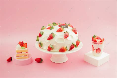 草莓小蛋糕的情侣网名